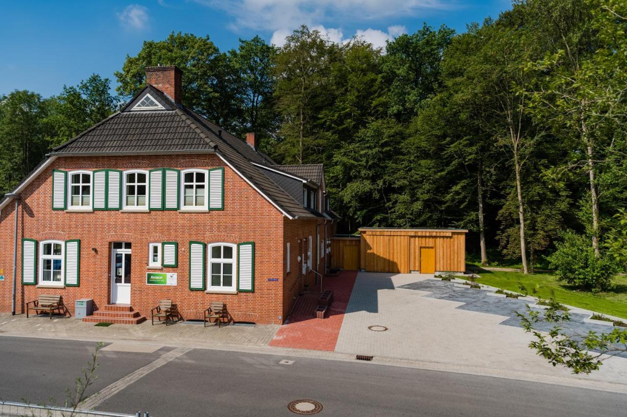 Ferienwohnungen am Waldzoopark Leer  Exterior foto