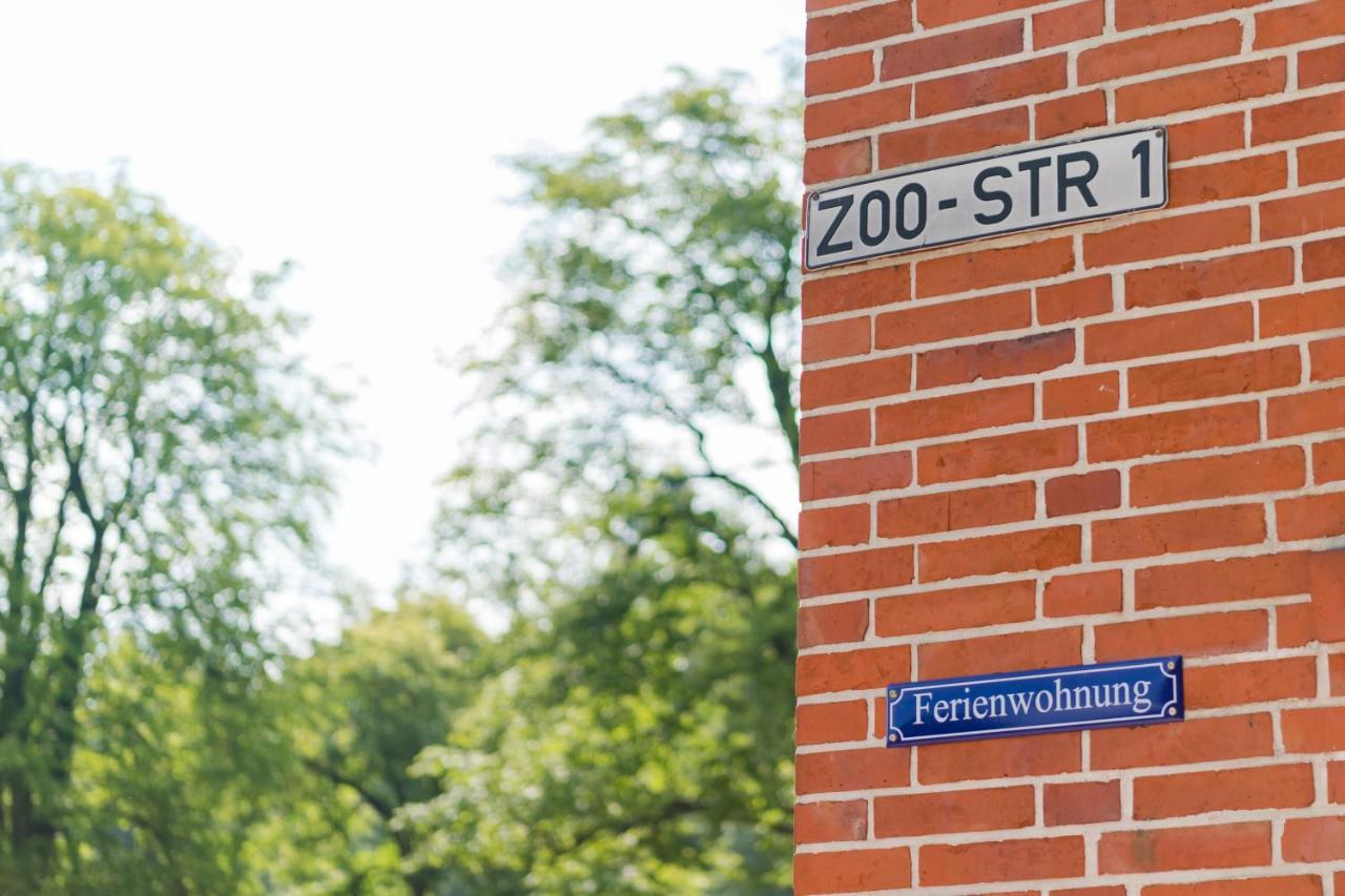 Ferienwohnungen am Waldzoopark Leer  Exterior foto